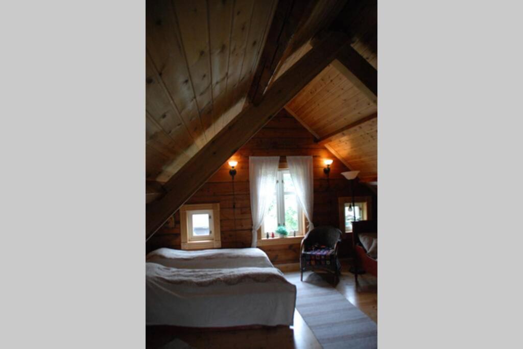 100 Years Old Norwegian Log House In Tromso 빌라 외부 사진