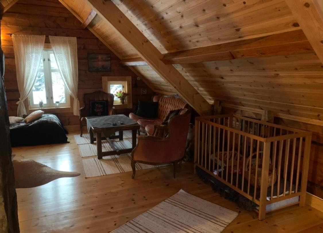100 Years Old Norwegian Log House In Tromso 빌라 외부 사진